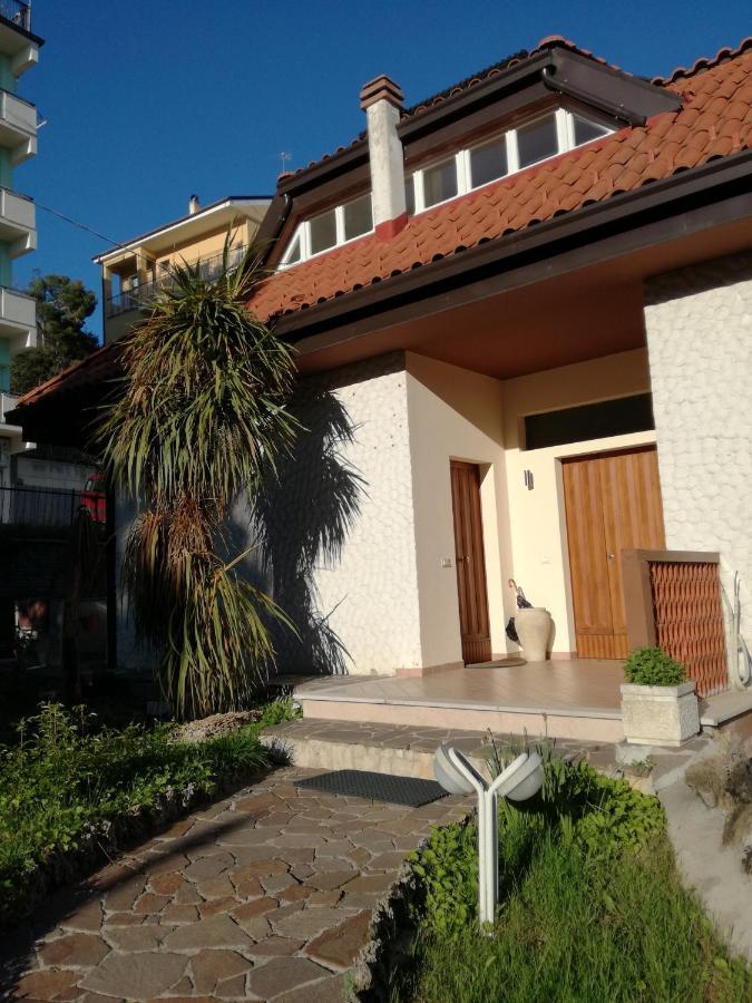 Fonte Nuova Penne Bed & Breakfast Exterior photo